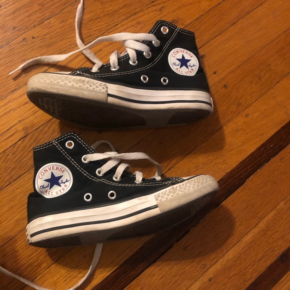🌟 Kids Converse high top shoes sneakers all star
